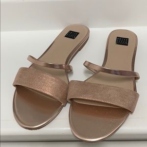 New no box White House black market sandals 7.5